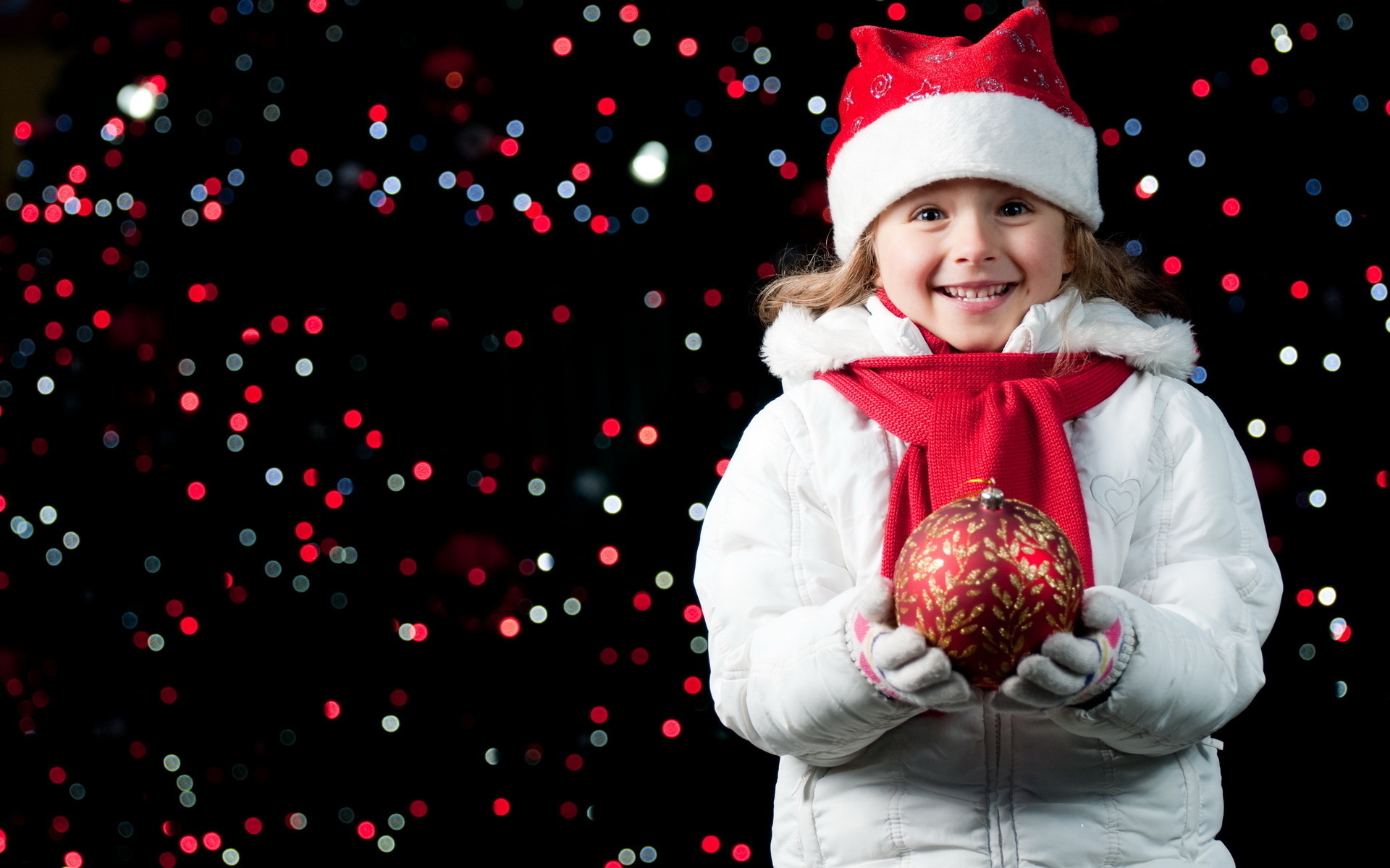 Christmas kids. Новый год дети. Девочка новый год. Детский новый год. Новый год (праздник).