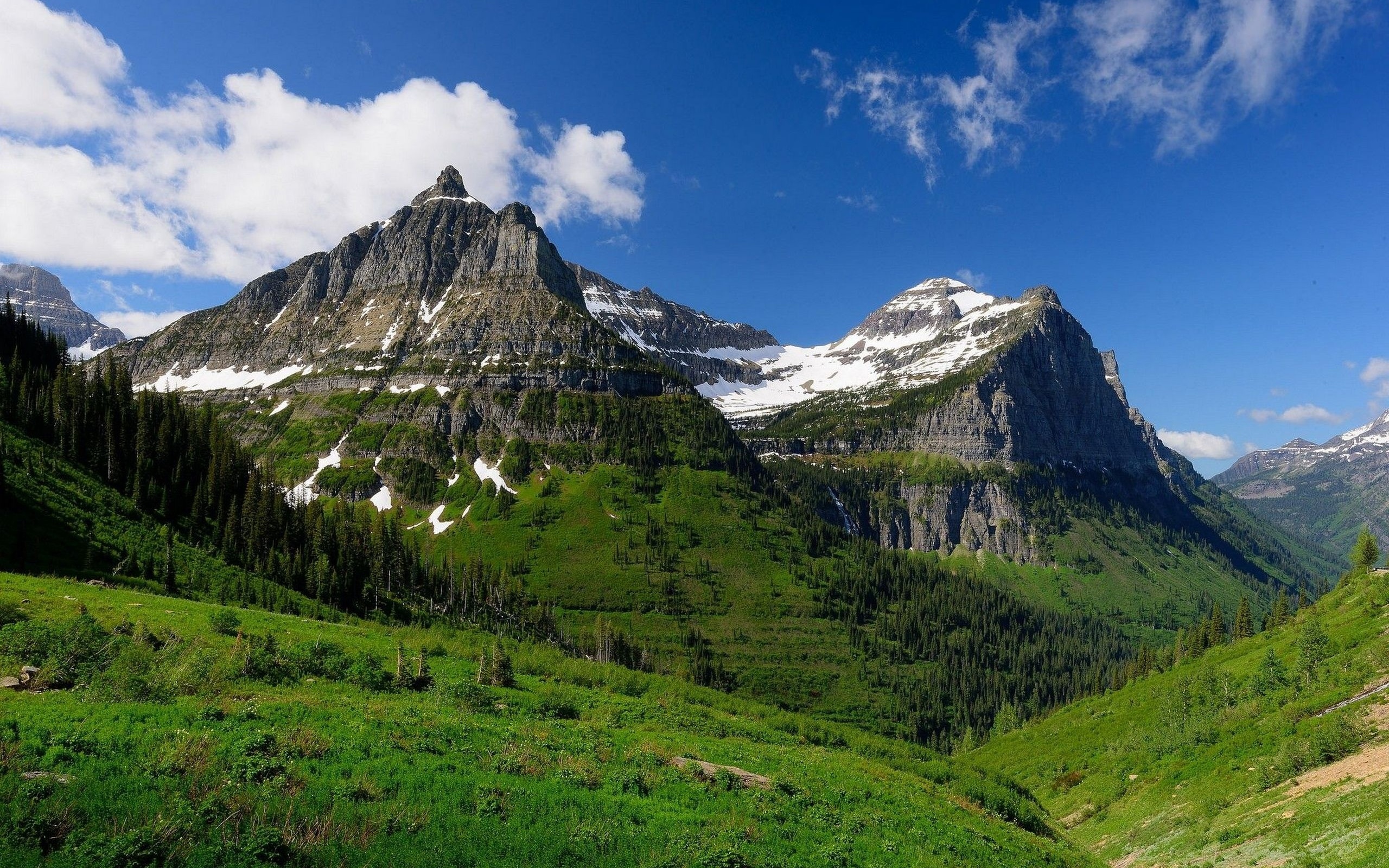 Mountain picture. Горы. Горы фото. Горы без снега. Красота гор фото.