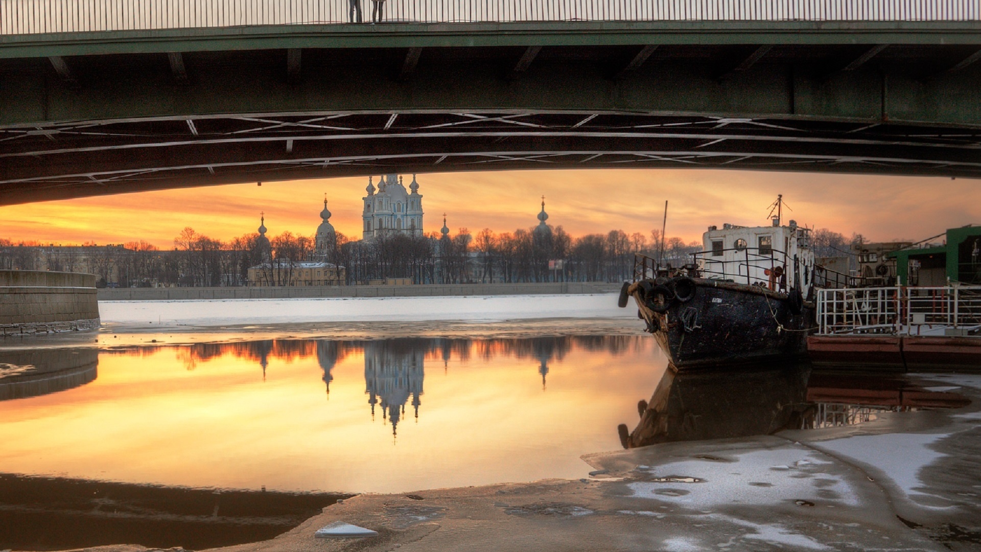 Питер конце. Александр Атоян фотограф. Александр Атоян зимний Петербург. Нева. Белые ночи.