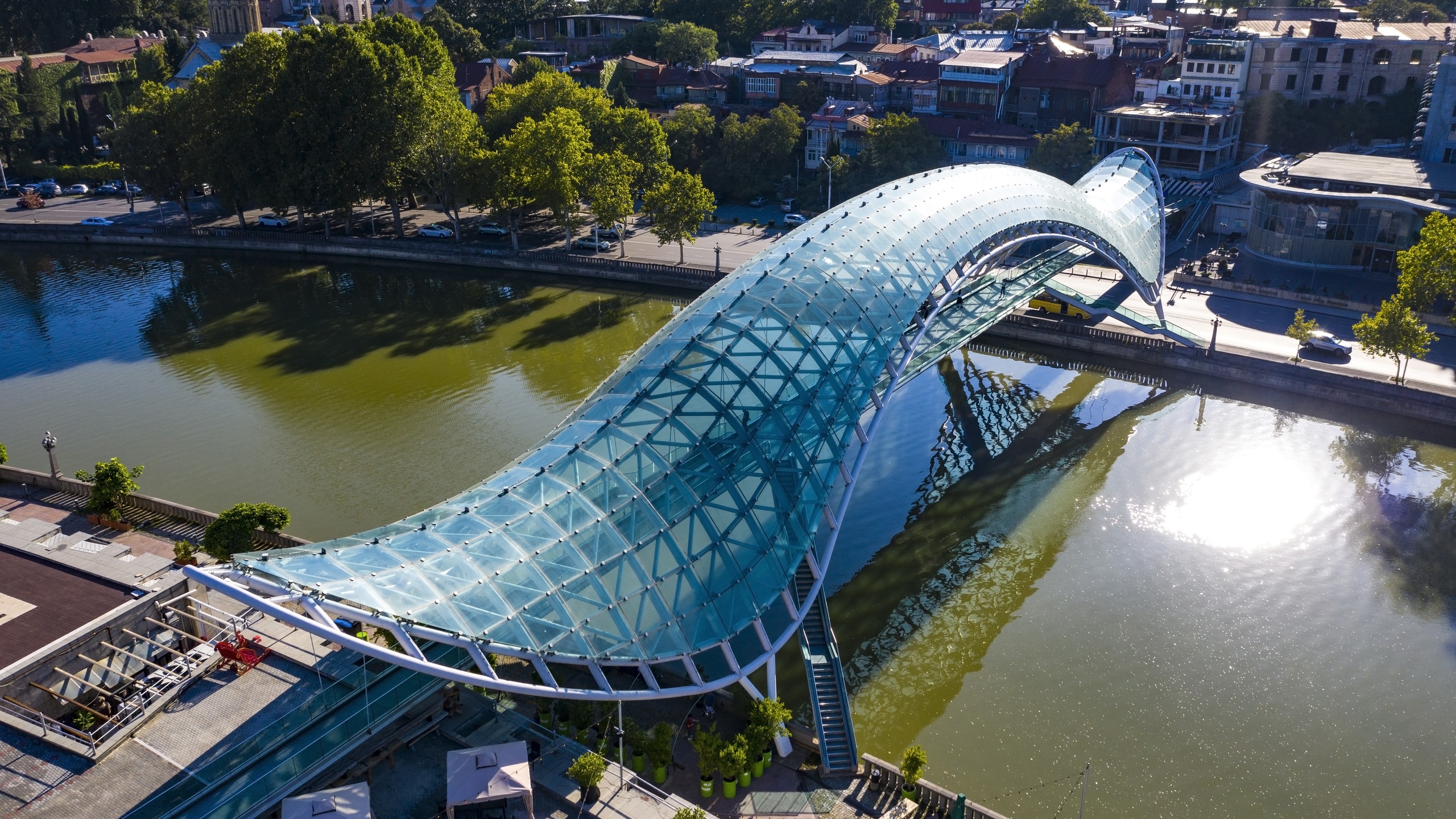 Building bridges. Мосты будущего.