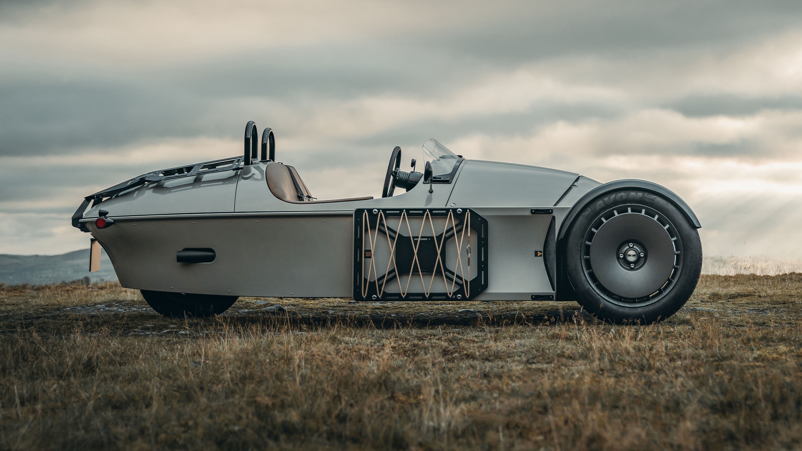 Super three. Morgan super 3 2022. Morgan 3 Wheeler. Morgan2022. Автомобиль Morgan 3 Wheeler.