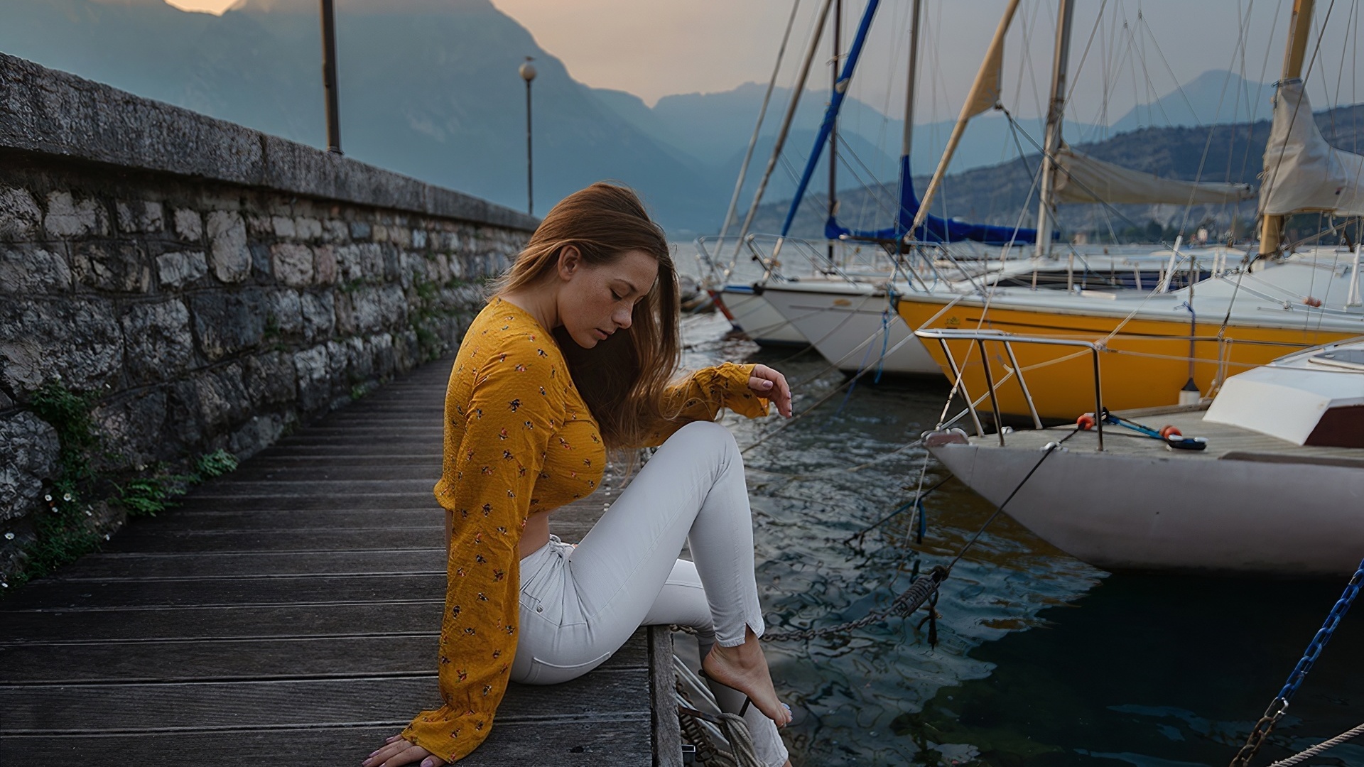 Картинки Olga Kobzar Women Outdoors Boat Women Model Brunette