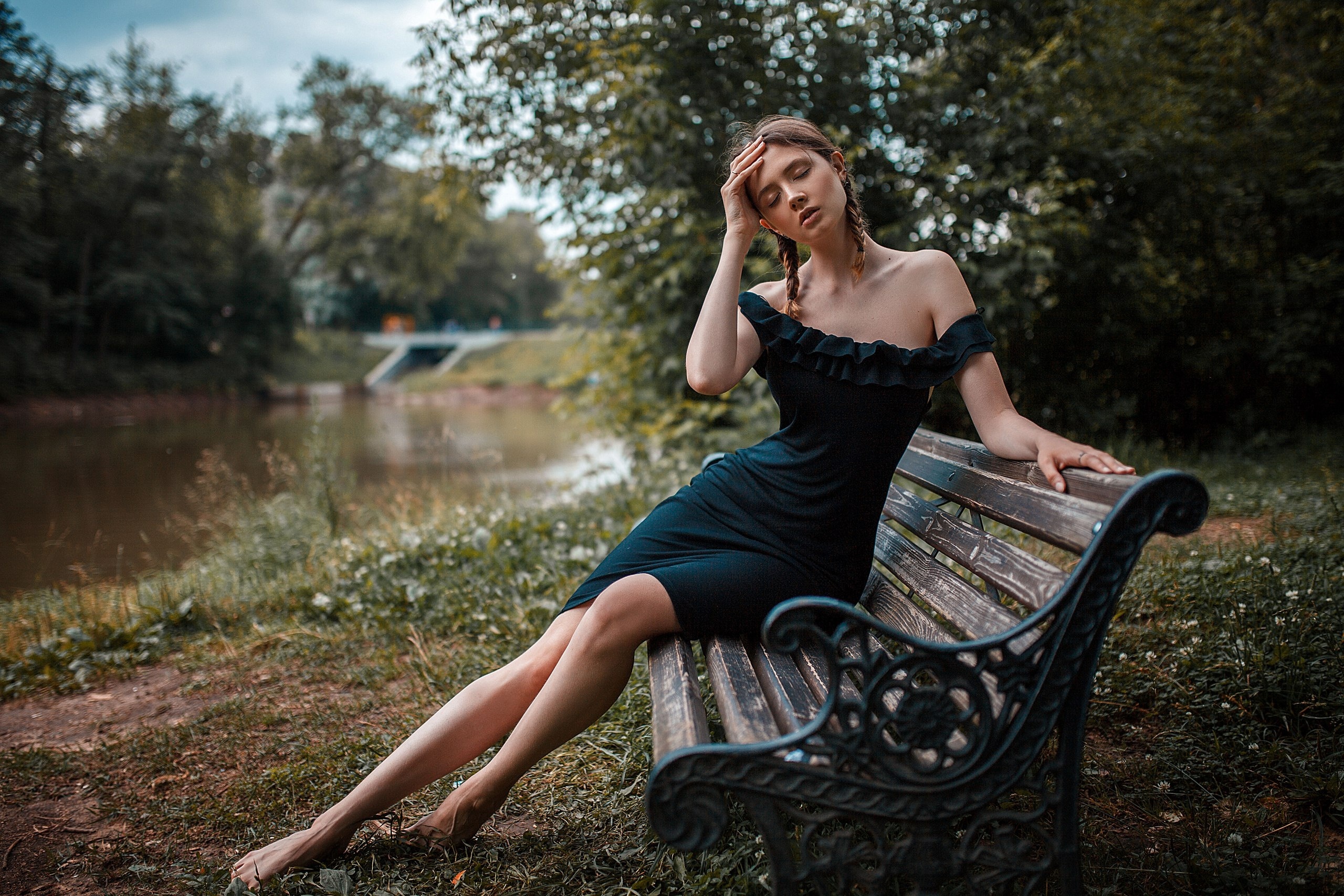 Women Portrait River Women Outdoors Dress Brunette Depth Of