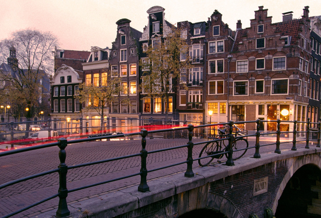 Prinsengracht and brouwersgracht canals, , netherlands, amsterdam