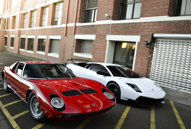 lp670-4 sv, murcielago, red, white, building, miura, lamborghini