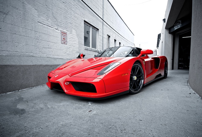 Ferrari, red.side street, ,  , , , enzo