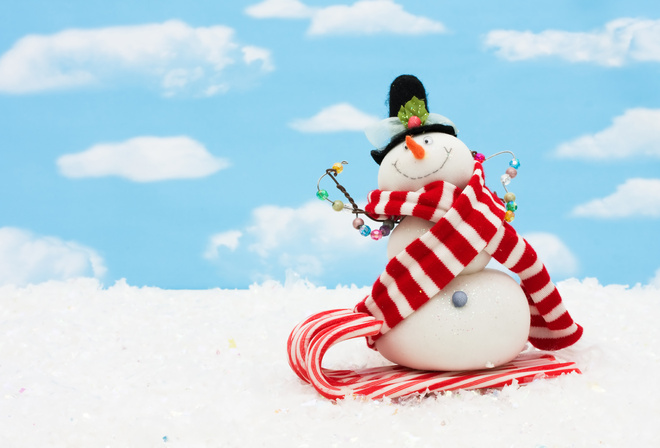 Holidays, new year, Christmas, sky, clouds, snow, scarf, snowman, ,  , , , , , , 