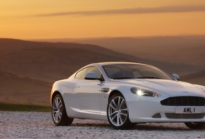 , Aston-Martin DB9