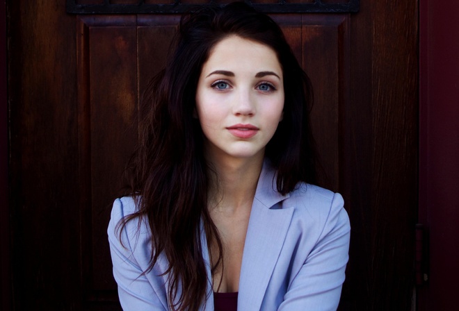 Emily Rudd, , , 