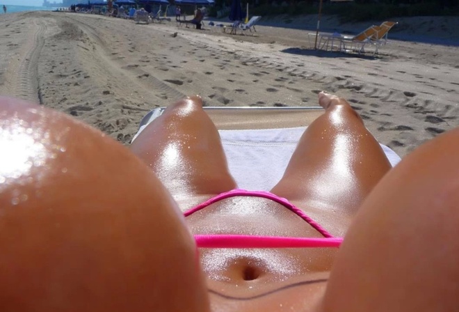 coco austin, beach, boobs, bikini, funny, oiled, wet