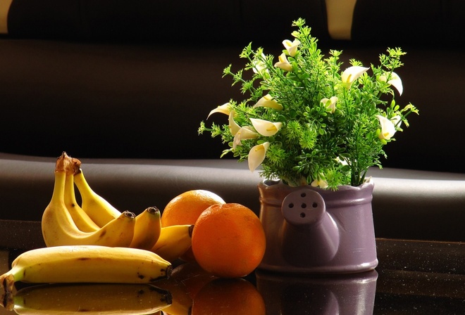 banana, orange, table, yellow, green