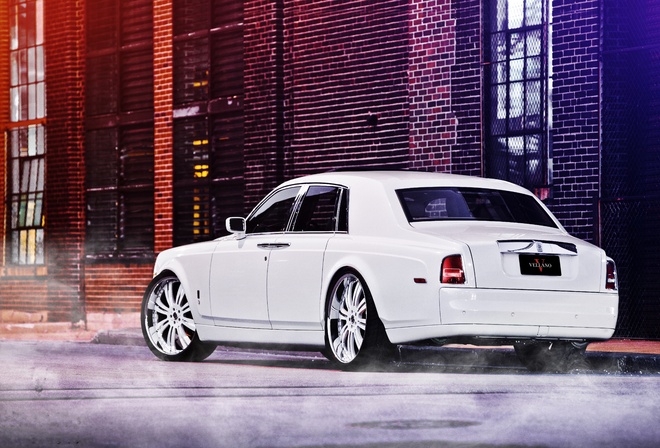 street, phantom, white, rolls royce