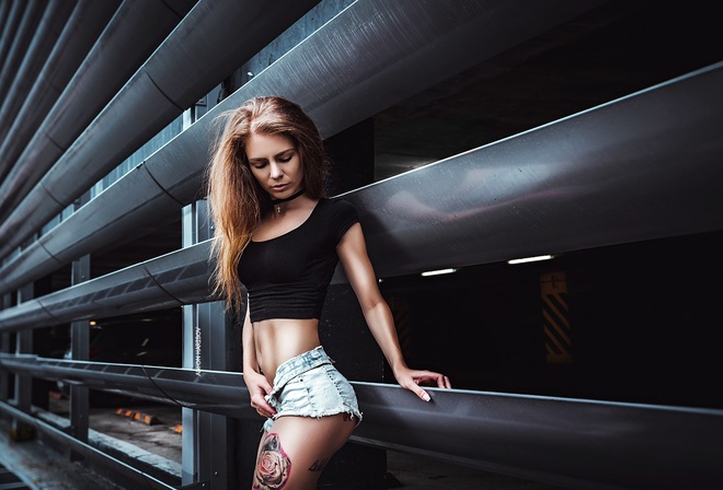 Yulia Berr, women, portrait, brunette, skinny, belly, tattoos, jean shorts, short shorts, ass, choker, Fotoshi Toshi aka Anton Harisov