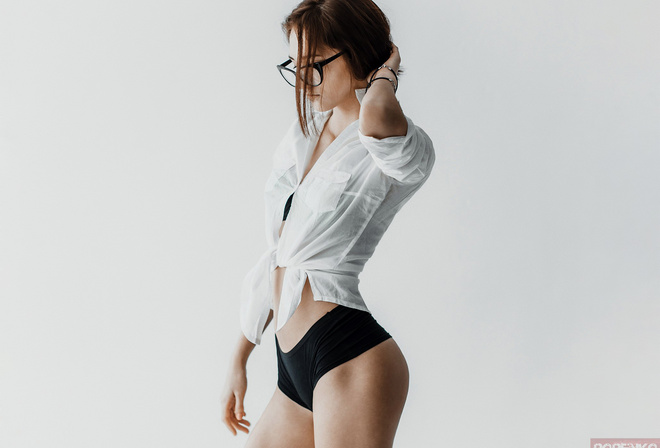 women, portrait, short shorts, short, skirt, belly, brunette, ass, women with glasses, glasses, see-through clothing, hands on head, simple background, white background, Andrey Popenko