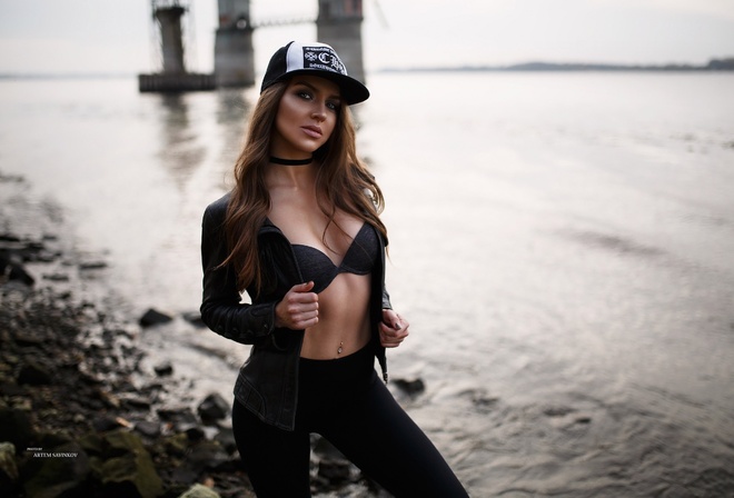 Yanina Vorozheikina, women, black clothing, baseball caps, choker, portrait, black bras, water, brunette, Artem Savinkov, pierced navel