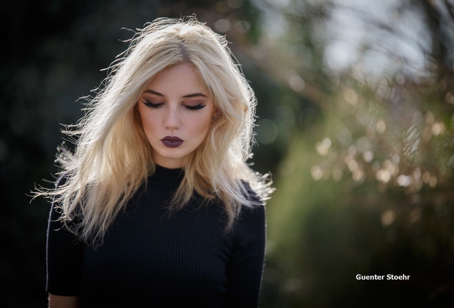 women, blonde, portrait, Guenter Stoehr, closed eyes, depth of field, women outdoors, eyeliner