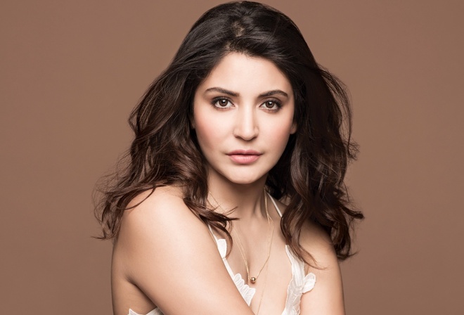 Anushka Sharma, face, girl, eyes, brunette, , actress, smile, pretty, hair, sexy, , celebrity, bollywood, pose, beauty, cute, , model, indian, , lips, beautiful