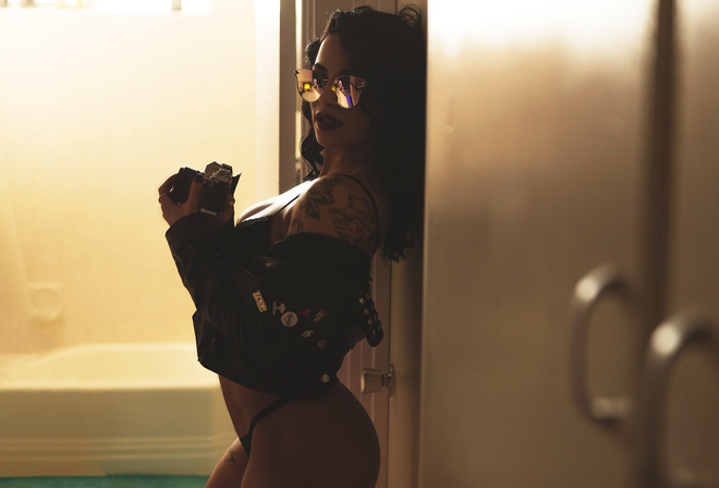 women, tanned, portrait, camera, black lingerie, belly, sunglasses, tattoo, leather jackets, painted nails