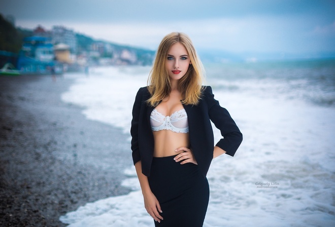 Anna Balmashnova, women, Grigoriy Lifin, blonde, skirt, red lipstick, white bra, depth of field, sea, portrait