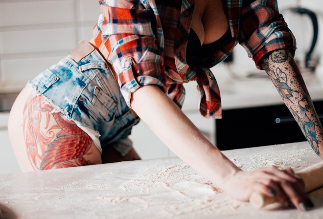 Aliona Awa, women, ass, jean shorts, shirt, tattoo, black bras, flour, boobs, kitchen, depth of field