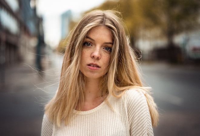 women, blonde, depth of field, Martin Kuhn, portrait