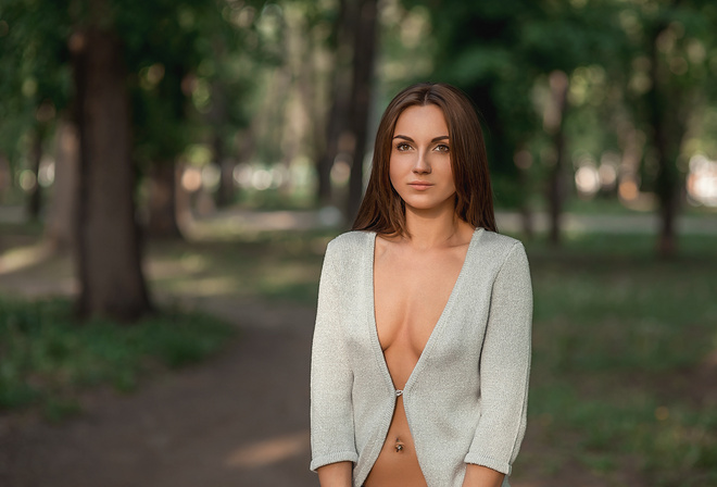 women, portrait, depth of field, trees, women outdoors, boobs, no bra, belly, pierced navel