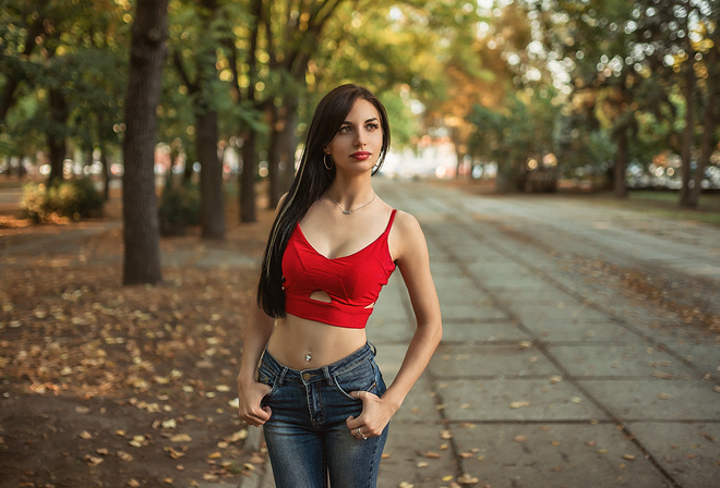 women, portrait, brunette, belly, pierced navel, jeans, depth of field, trees, women outdoors, necklace, red lipstick, looking away