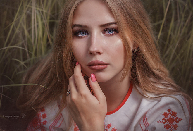 women, blonde, face, portrait, blue eyes, pink nails