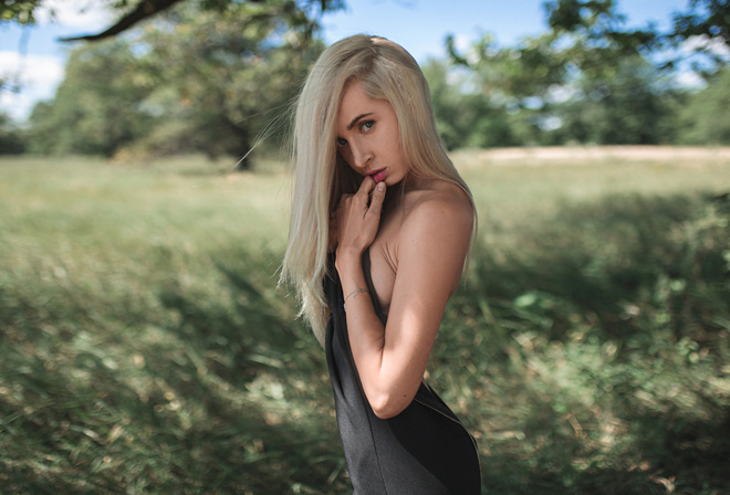 women, blonde, portrait, depth of field, women outdoors, finger on lips, black dress