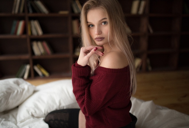 women, blonde, red nails, portrait, kneeling, depth of field, books, pillow