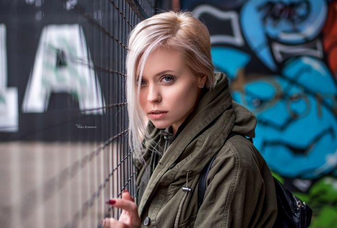 women, face, portrait, blonde, depth of field, red nails, Maksim Romanov, graffiti