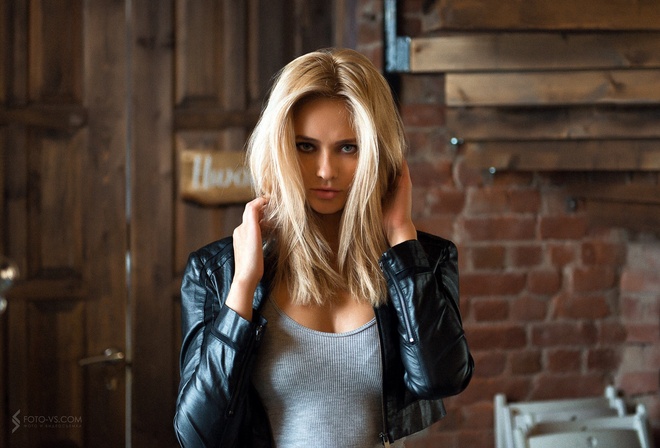 women, blonde, portrait, leather jackets, tanned