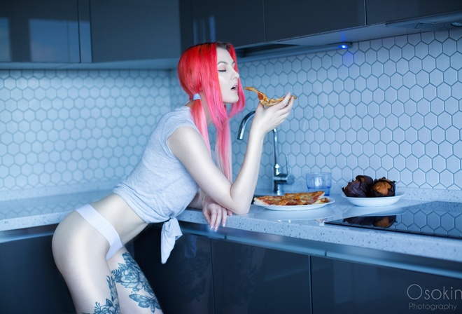 women, dyed hair, redhead, ass, closed eyes, belly, pale, food, pizza, tattooo, pen mouth, white panties