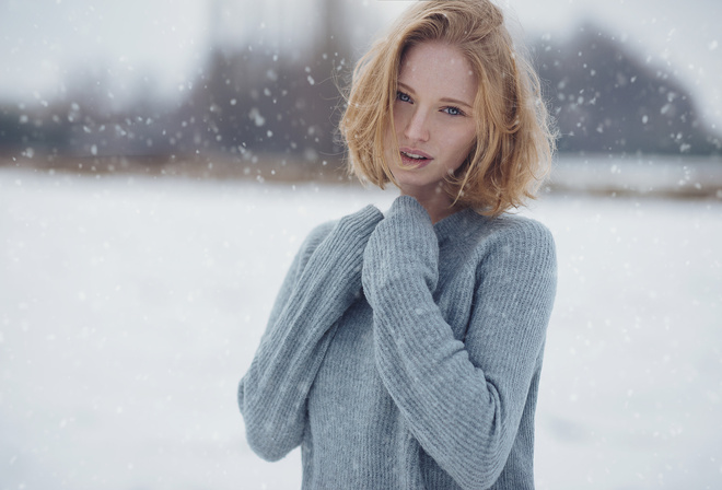 women, blonde, blue eyes, snow, portrait, depth of field, women outdoors