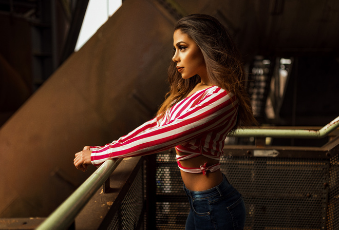 women, Miro Hofmann, tanned, looking away, portrait, belly, jeans