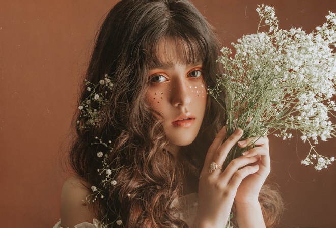 flowers, look, sequins, portrait, makeup, face, hair