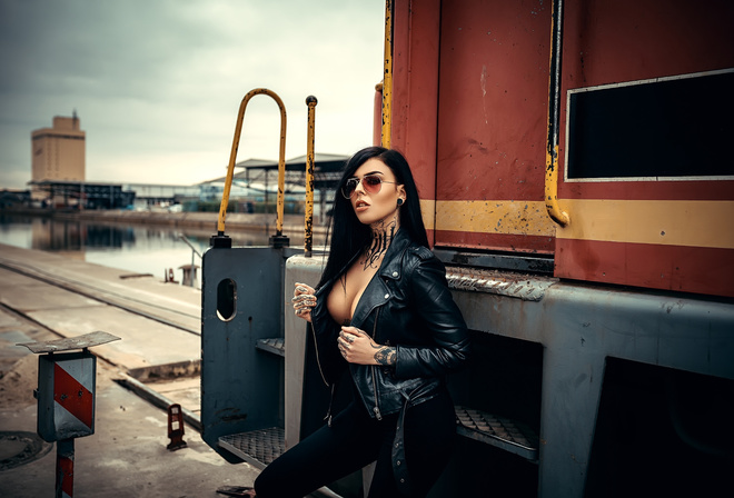 women, sunglasses, boobs, tattoo, leather jackets, train, pants, piercing, black clothing, black hair, women outdoors