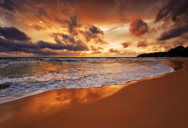 tide, wave, coast, beach, foam, sand, sea, water, the ocean, clouds, the sky, horizon, landscape