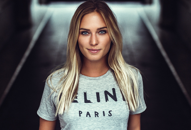 women, blonde, blue eyes, smiling, T-shirt, portrait