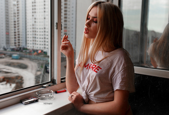 women, blonde, portrait, window, T-shirt, cigarettes, reflection