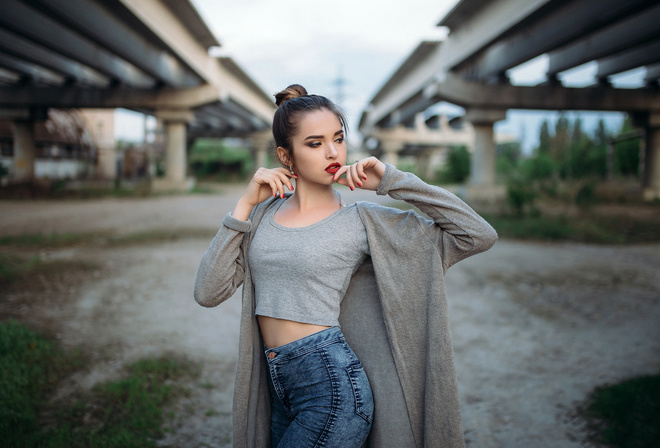 women, red lipstick, jeans, hairbun, red nails, women outdoors, portrait