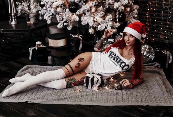 women, redhead, Santa hats, tattoo, Christmas tree, long hair, brunette, smiling, panties, necklace, white stockings