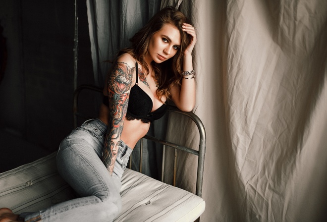 women, jeans, in bed, black bras, sitting, brunette, tattoo, portrait