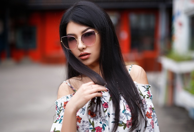 women, Maksim Romanov, portrait, bare shoulders, sunglasses, long hair