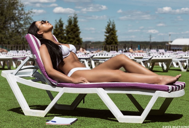 women, brunette, belly, sunbathing, women outdoors, white bikini, synthetic grass, sunglasses