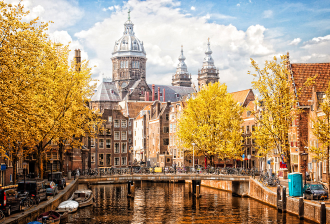 Basilica of Saint Nicholas, Amsterdam, autumn, cityscape, river, yellow trees, Amsterdam landmark, Netherlands