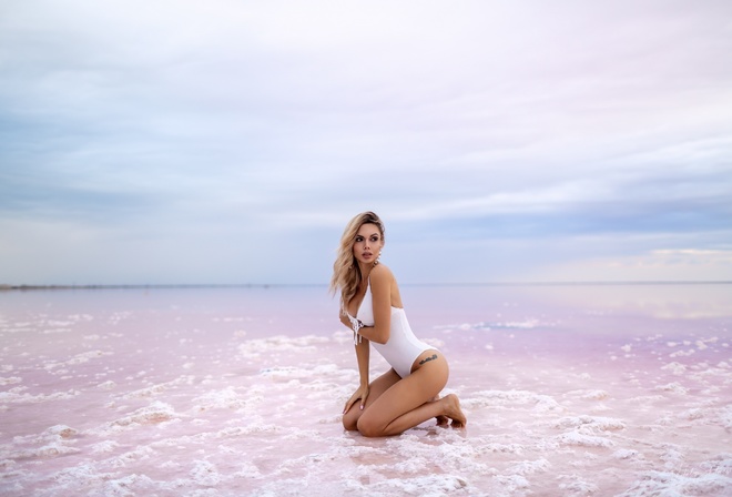 women, Vitaly Skitaev, blonde, kneeling, ass, water, cleavage, swimwear, one-piece swimsuit, brunette, women outdoors, pink nails, tattoo