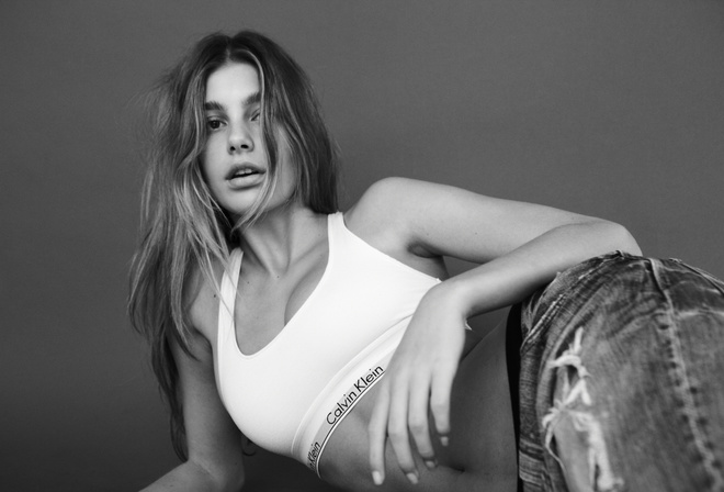 Camila Morrone, women, actress, monochrome