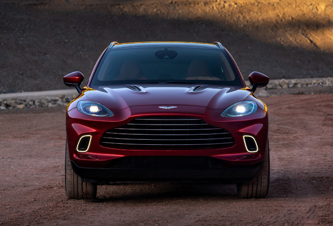 Aston Martin, DBX, 2020