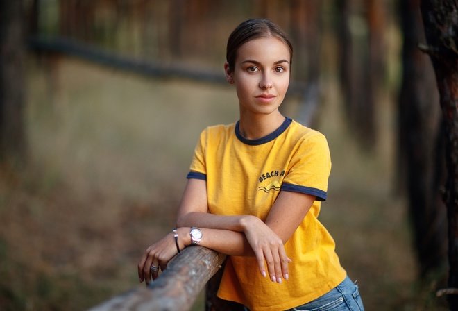 women, yellow t-shirt, jeans, portrait, forest, watch, brunette, women outdoors, trees